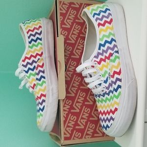 Chevron womens 8.5 rare Van's purple,red,green,yellow,blue